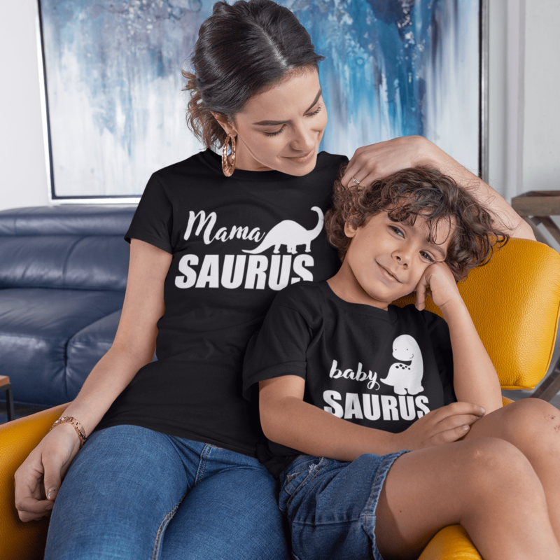Anne Oğul Tişört Kombini Dinazor Baskılı Pamuklu Siyah T-shirt Kombini