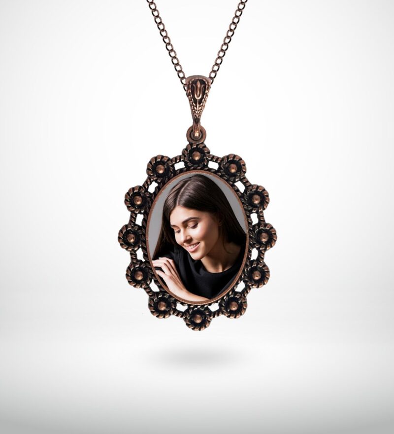 Kişiye Özel Fotoğraflı Otantik Eskitme Bakır Kolye (Model 6)