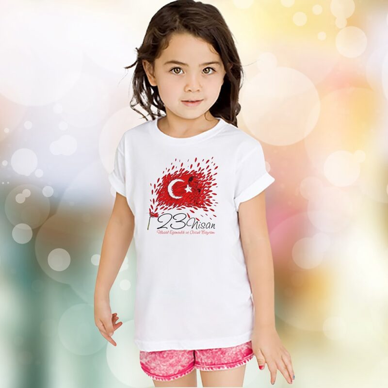 Kişiye Özel 23 Nisan Tasarımlı Beyaz Çocuk Tişörtü