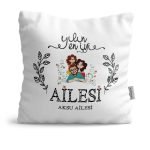 Kişiye Özel Yılın En İyi Ailesi Saten Yastık - 1