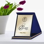 Kişiye Özel Yılın En Gıcığı Lacivert Plaket Ödülü