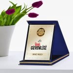 Kişiye Özel Yılın En İyi Özel Güvenliği Lacivert Plaket Ödülü - 1