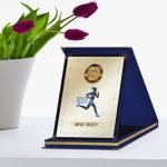 Kişiye Özel Yılın En İyi Atleti Lacivert Plaket Ödülü - 1