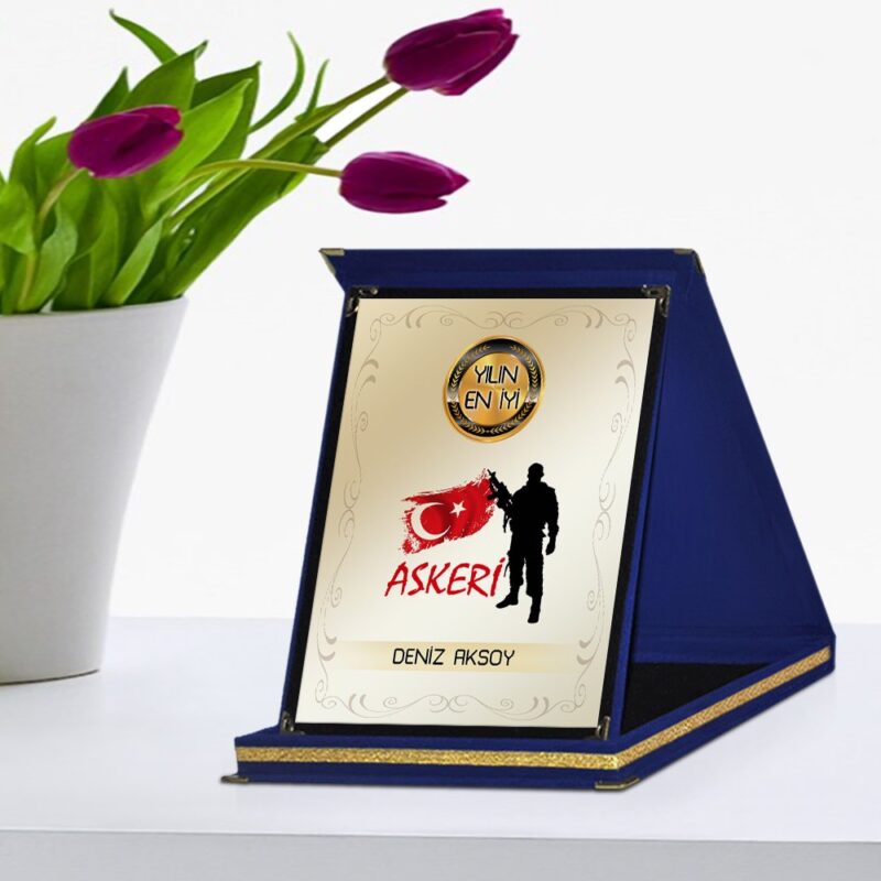 Kişiye Özel Yılın En İyi Askeri Lacivert Plaket Ödülü