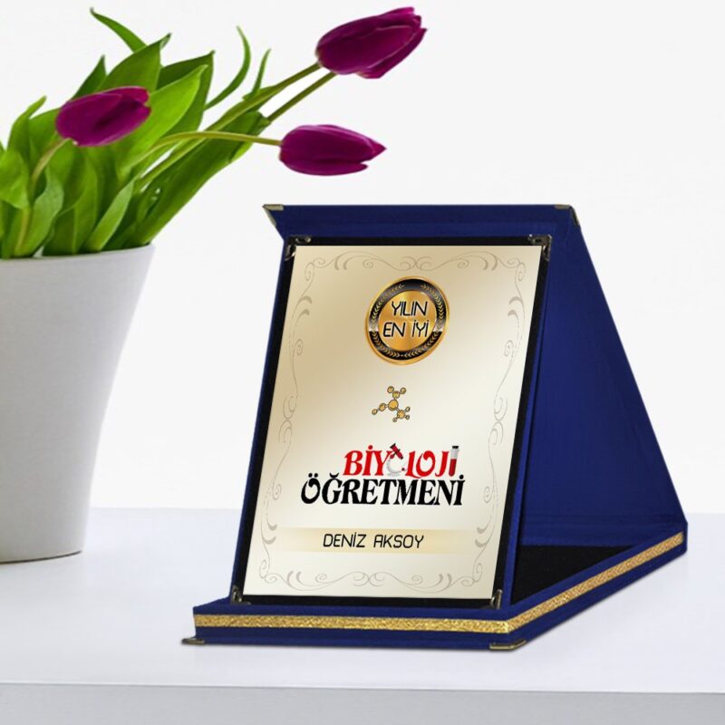 Kişiye Özel Yılın En İyi Biyoloji Öğretmeni Lacivert Plaket Ödülü