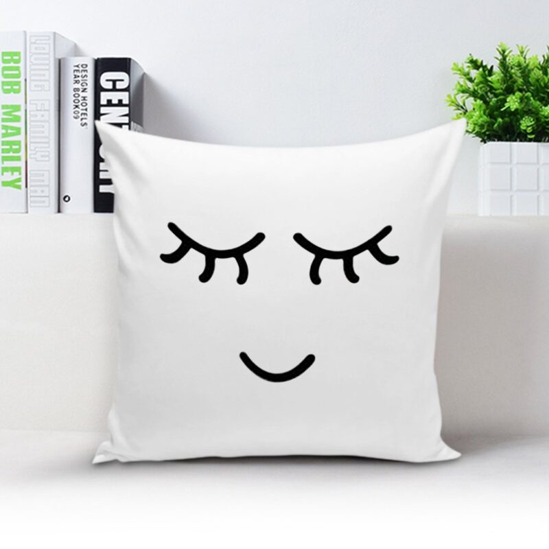 Kişiye Özel Mrs. Shy Beyaz Yastık