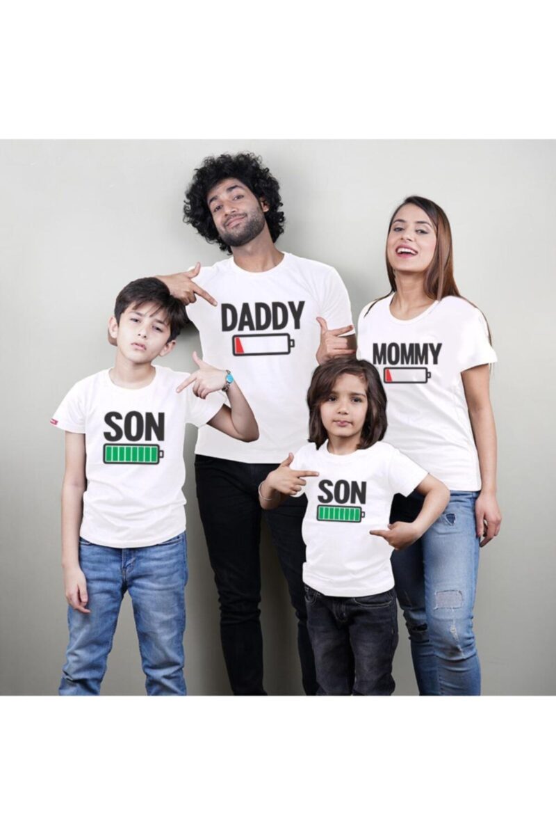 Pamuklu Aile Kombini 4lü Aile Tişört Seti Düşük Şarj Baskılı Anne Baba Çocuklara Özel Tshirtler