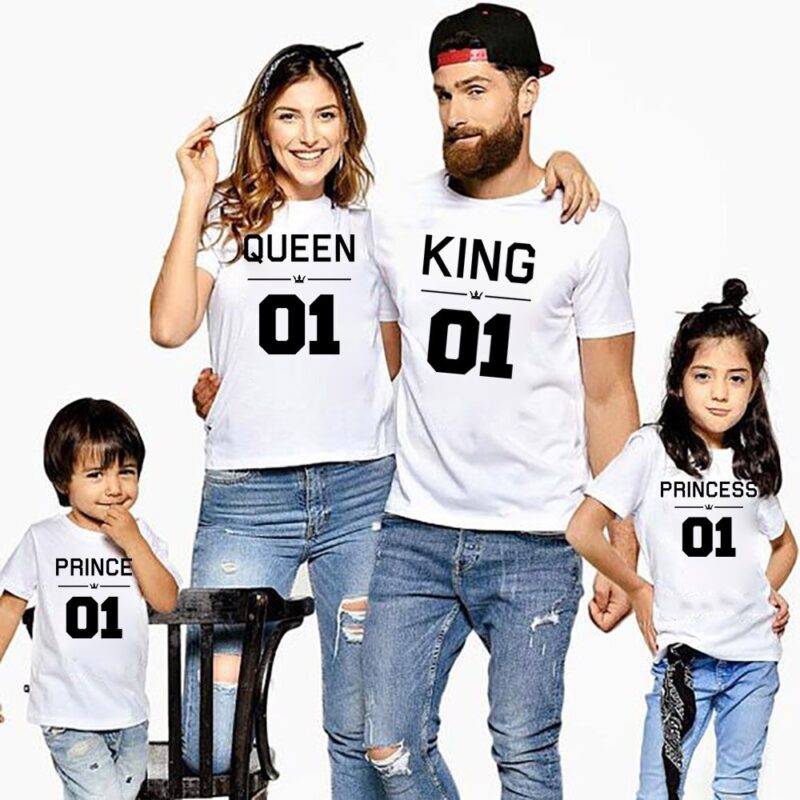 Pamuklu King Queen Prince Princess Baskılı 4lü Aile Boyu Tişört Kombini Yeni Sezon 01 Tasarım